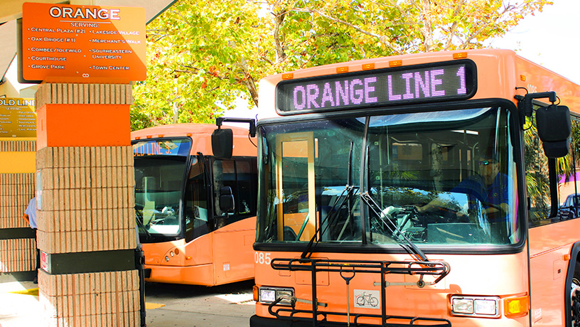 Landing Page image - Citrus Connector buses parked.